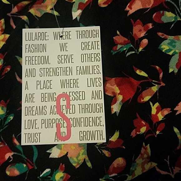 Small LulaRoe Randy - Picture 2 of 2